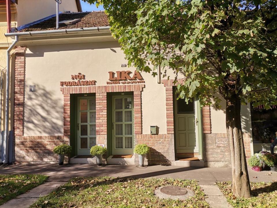 Lika Panzió Gyula Exterior foto
